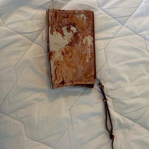 Lucky brand clutch